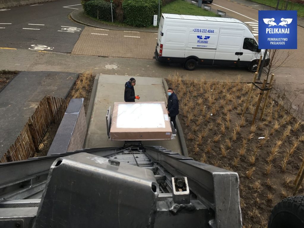 Perkraustymo paslaugos Lietuva Belgija